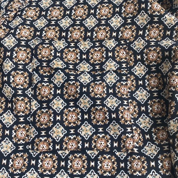 Long sleeve button down long shirt - Picture 4 of 7